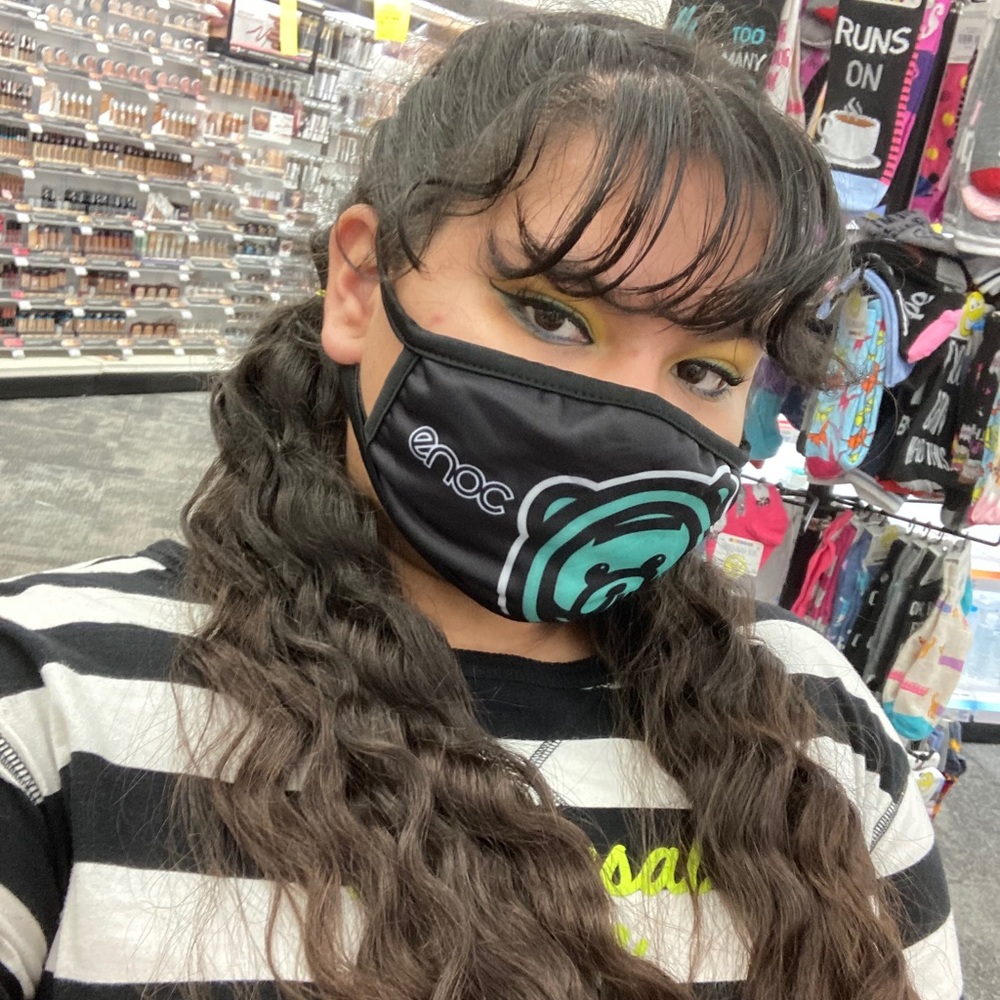 Meet your Posher, Noemi